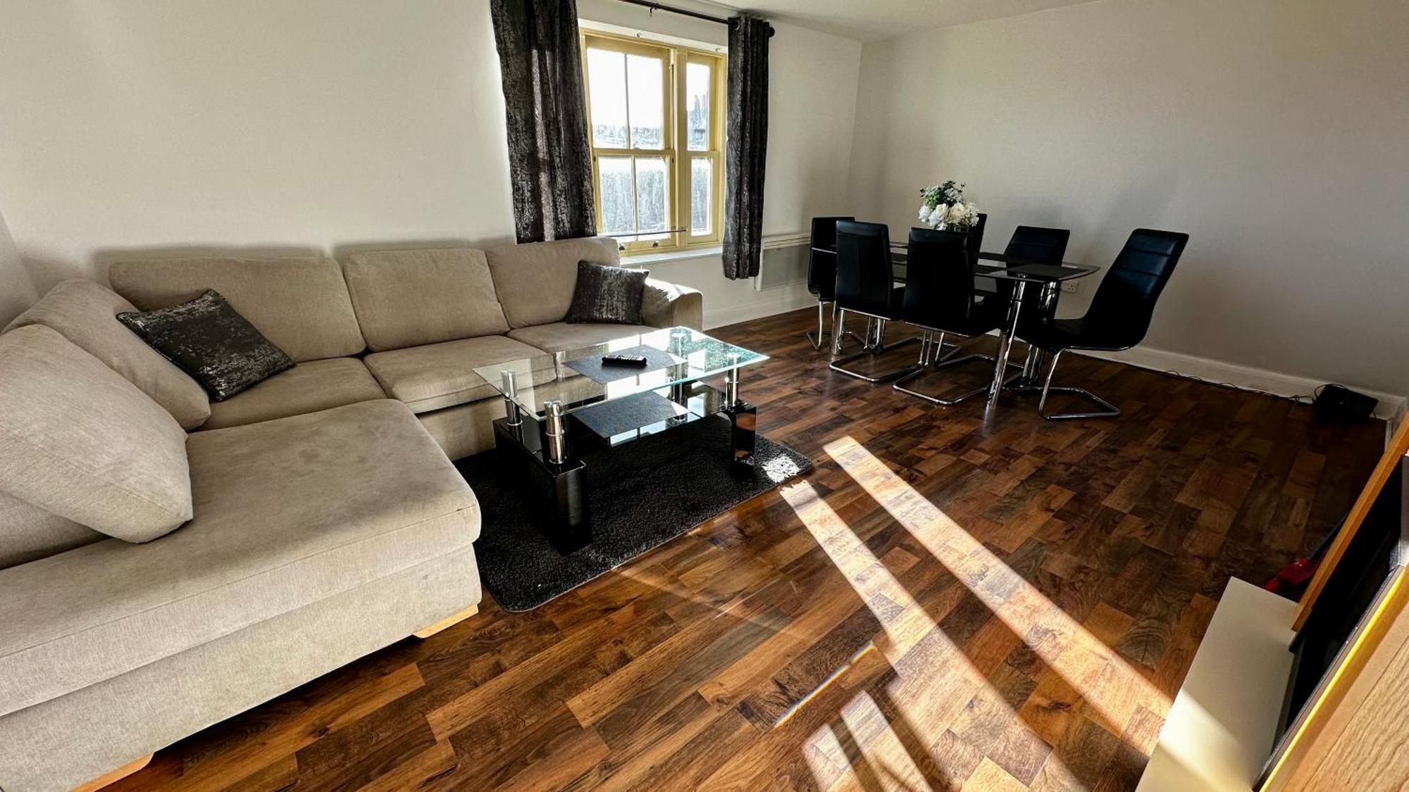 Two Bedroom Flat Town Centre Colchester Dış mekan fotoğraf